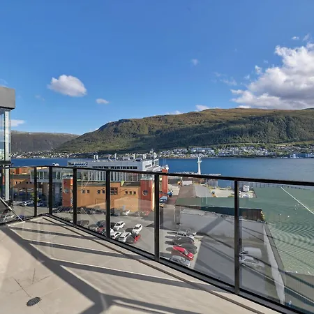Penthouse With Spectacular Views And Two Balconies * Tromso