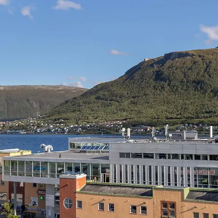 Apartment Penthouse With Spectacular Views And Two Balconies Tromso