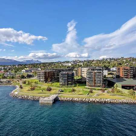 Penthouse With Spectacular Views And Two Balconies * Tromso