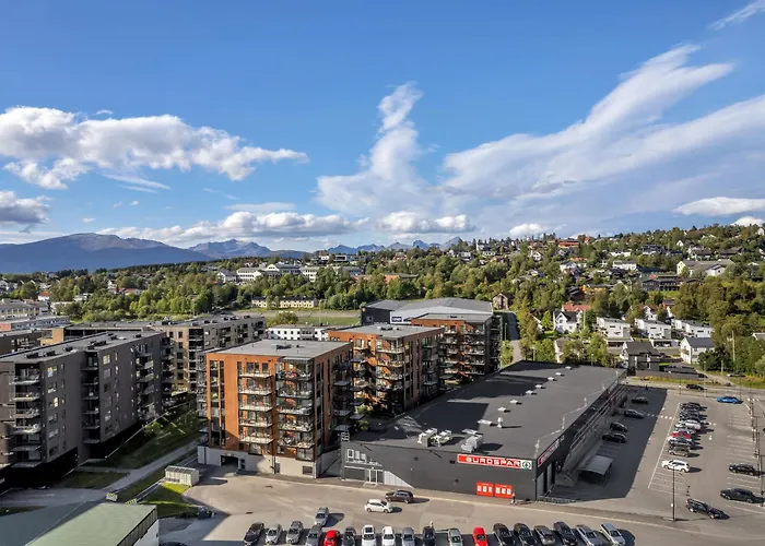 Penthouse With Spectacular Views And Two Balconies *