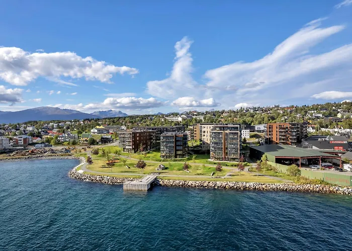 Penthouse With Spectacular Views And Two Balconies * Tromsø