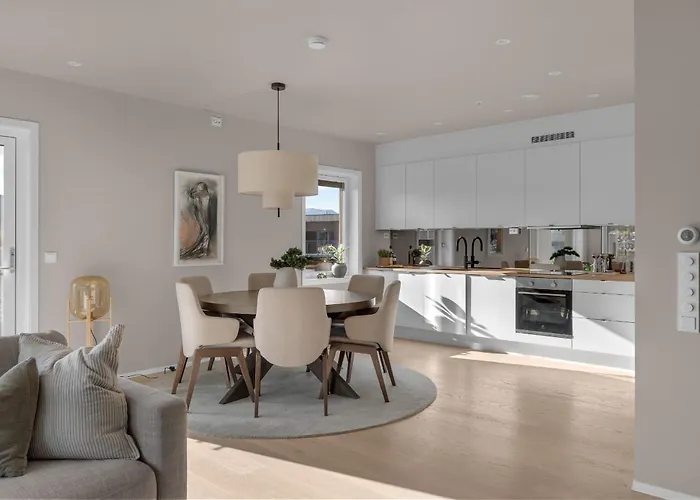 Penthouse With Spectacular Views And Two Balconies Apartamento Tromsø